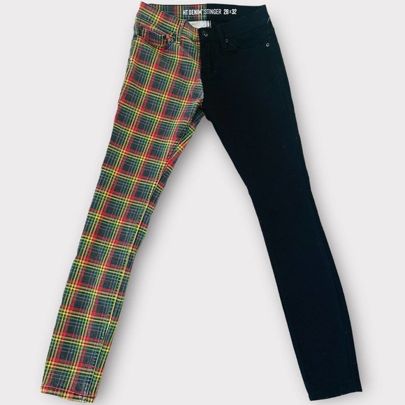 Hot Topic Other - Hot Topic Denim Stinger Pants 28x32 Skinny Jeans Half Paid Solid Black sz 28x32